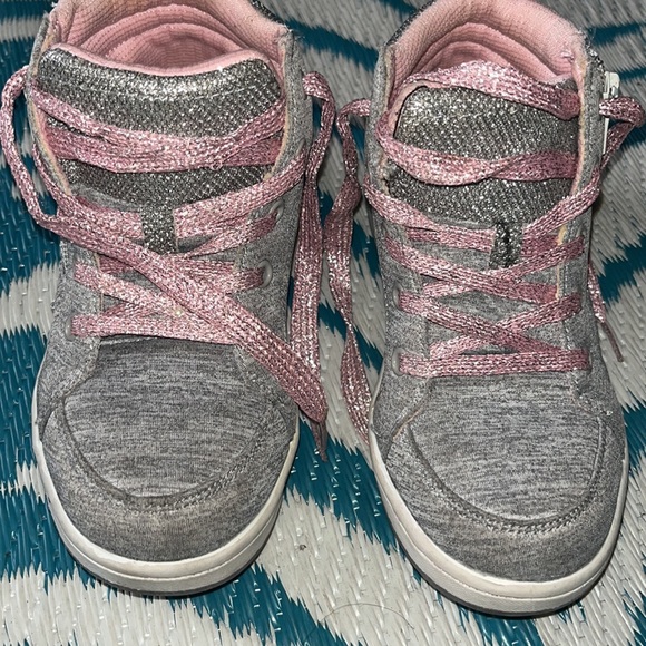 Dream seek sneakers - Picture 2 of 4